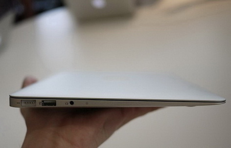 MacBook Air 11:   